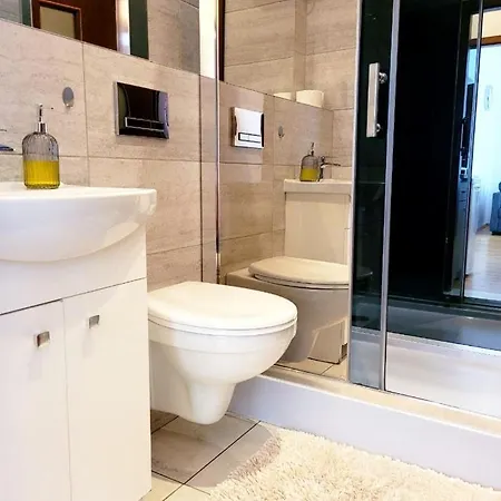 Przytulne Apartamenty W Centrum Warszawy Lok 2 Varsovia Exterior foto