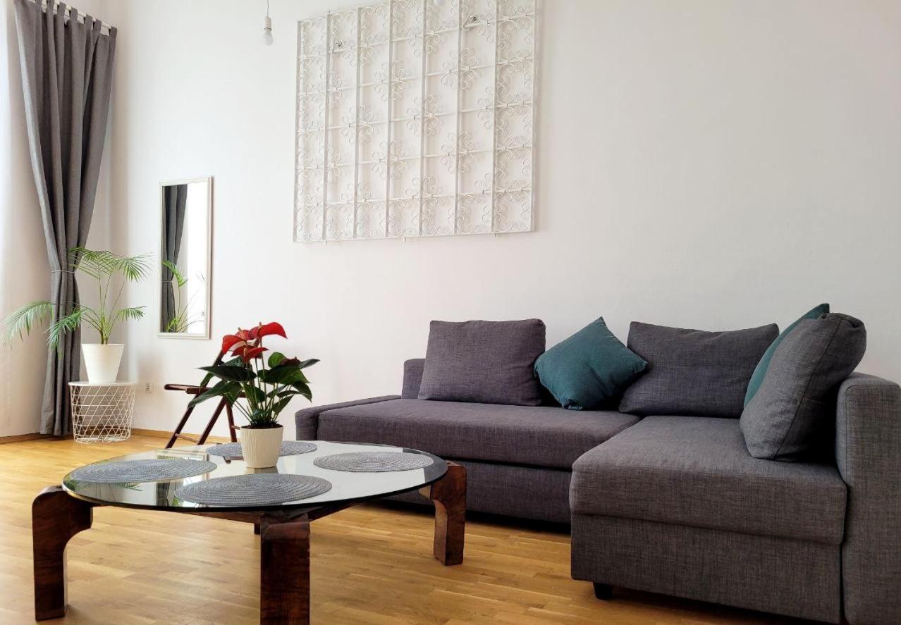 Apartmán Przytulne W Centrum Warszawy Lok 2 *